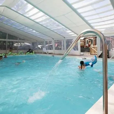 3 Etoiles - Piscine - Eecdcd La Rochette (Seine-et-Marne)