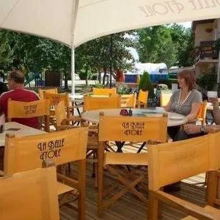 3 Etoiles - Piscine - Eecdcd Camping